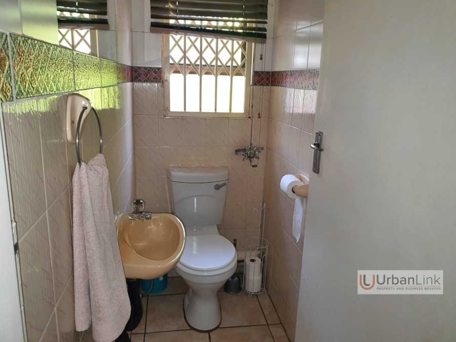 3 Bedroom Property for Sale in Safari Gardens North West